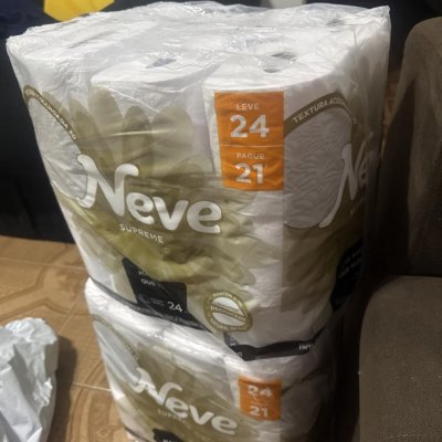 Neve Papel Higiênico Supreme Folha Tripla 24 Rolos