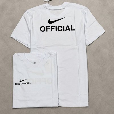 Camiseta Nike Sportswear Official