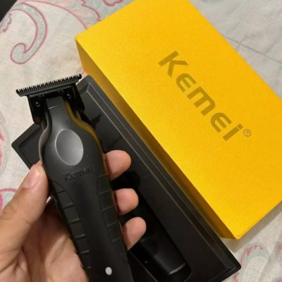 Máquina Cortar Cabelo/Barba KEMEI-2299