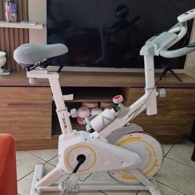 Bike Ergométrica 8kg 120kg Painel Digital