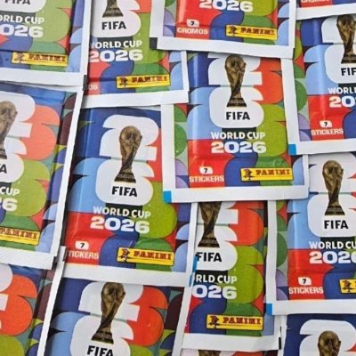 Kit com 100 Envelopes (700 Figurinhas) Panini Copa do Mundo 2026