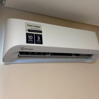 Ar-condicionado Electrolux Color Adapt 18.000 BTUs Frio