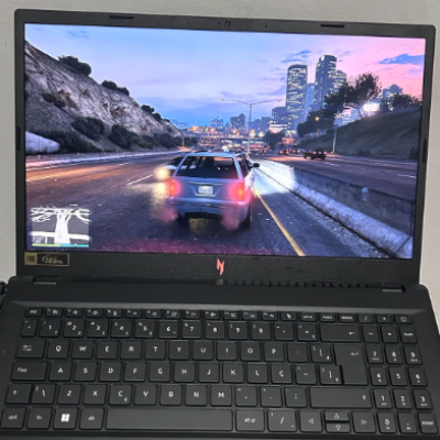 Notebook Acer Nitro V15 AMD Ryzen 7 32GB 512GB SSD