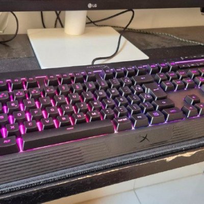 Teclado Gamer HyperX Alloy Core RGB ABNT2