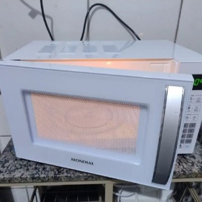 Micro-Ondas Mondial 1200W 21L 110V