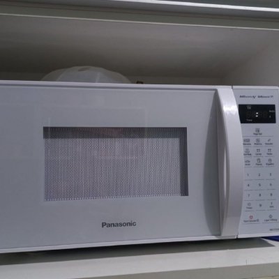 Panasonic Micro-ondas 21L Branco 127V