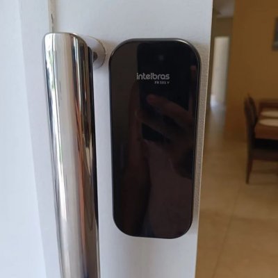 Fechadura Digital De Sobrepor Fr 101 V Preta Intelbras