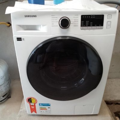 Samsung Lavadora de Roupas Digital Inverter Porta Black WW11T Branca 11kg