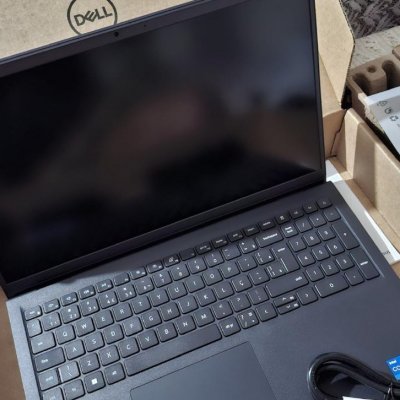Notebook Dell Inspiron 15 3530