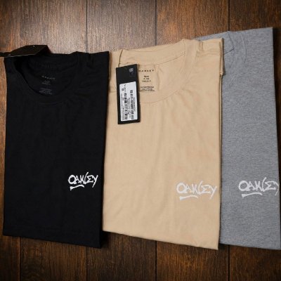 KITZÃO DA OAKLEYKit com 3 Camisetas Oakley Grafitti