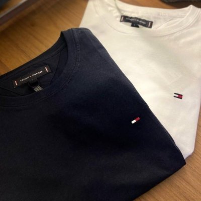 Kit Camisetas Tommy Hilfiger Original-Preta/branca 2un