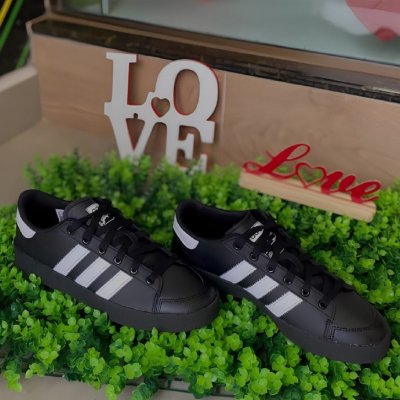 Tênis Jump Hook adidas