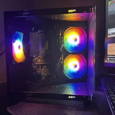 Gabinete Gamer Aigo Luna A275 - Preto