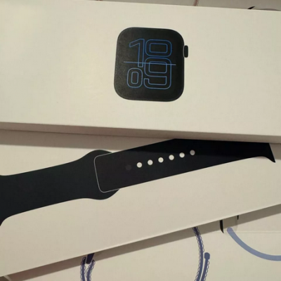 Apple Watch SE 3 GPS 40mm Alumínio Esportiva
