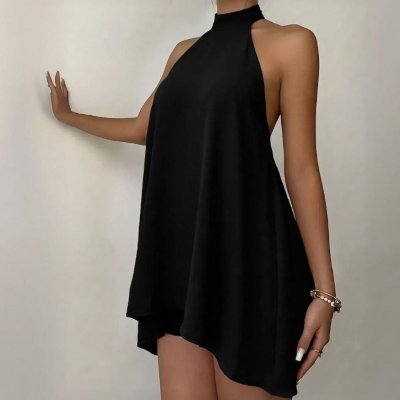 Vestido Curto Frente Única Soltinho Gola Alta