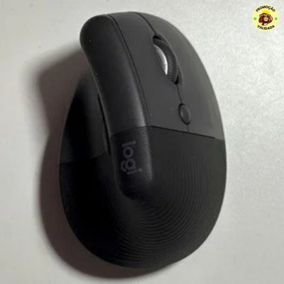 Mouse Sem Fio Logitech Lift Vertical com Design Ergonômico