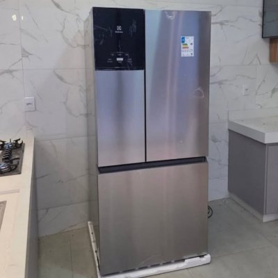 Geladeira Electrolux Frost Free Inverter 590L AutoSense 220v
