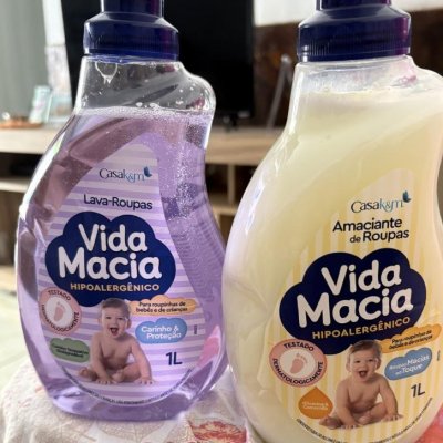 Kit Vida Macia Lava Roupas e Amaciante 1L cada