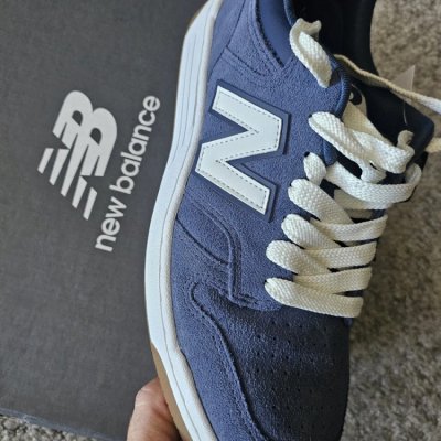 Tênis Masculino e Feminino New Balance Marinho 41