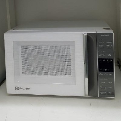 ESQUENTADOR OFICIAL DE PIZZA FRIA Micro-ondas Electrolux Branco 23L Efficient ME23B
