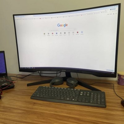 Monitor Gamer Samsung Odyssey G5 32 QHD 165Hz