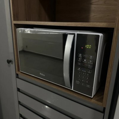 Micro-ondas Philco 28L PMO30E