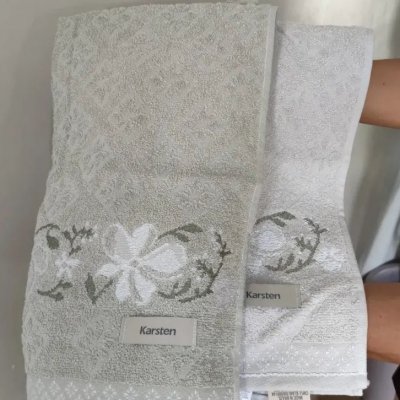 Jogo de Toalhas Karsten 100% Algodão Floral 4 Peças