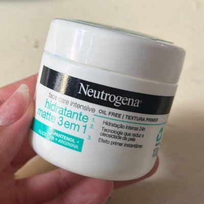 Neutrogena Hidratante Facial Matte 3 em 1 Face Care Intensive 100g