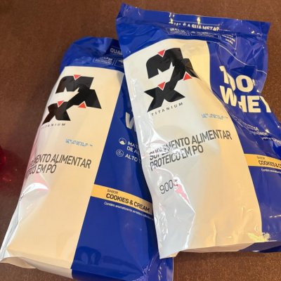 100% Whey Refil Cookies and Cream - Max Titanium