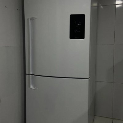 Geladeira Brastemp Frost Free Inverse 591L