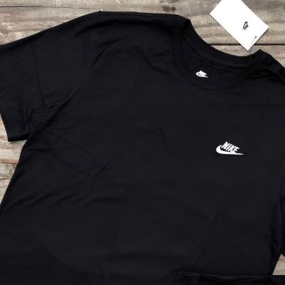 Camiseta Nike Sportswear Club