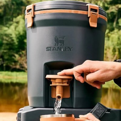 Cooler Térmico Stanley com Torneira Jug Twilight 7,5L