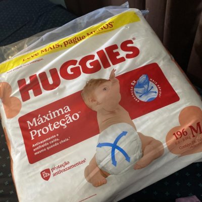 Huggies Fralda Supreme Care M 196 Un