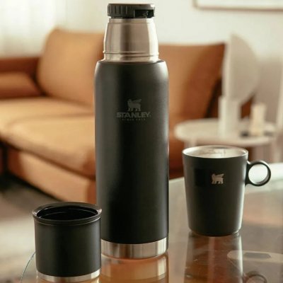 Garrafa Térmica Stanley Adventure 2.0 Matte Black 1L
