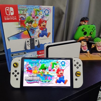 Bundle Nintendo Switch OLED + Super Mario Bros.