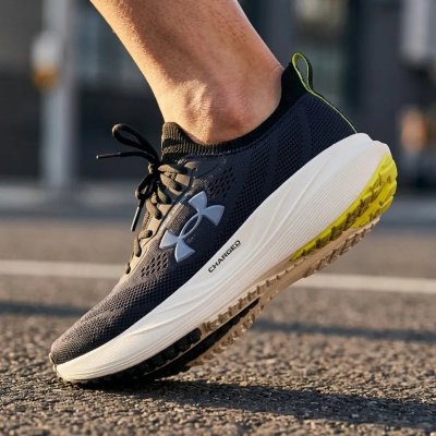 Tênis Masculino Under Armour Charged Slight 4