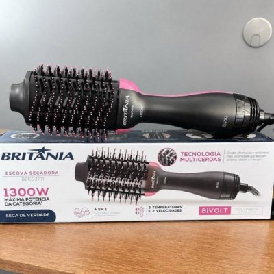 Britânia Escova Secadora BEC02PR Bivolt 4 em 1 1300W