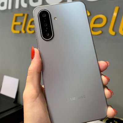 Samsung Galaxy A17 Com IA, 128gb, 4gb Ram, Câm 50mp, Tela 6.7 - Cinza