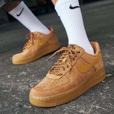 Tênis Nike Air Force 1 07 WB Flax