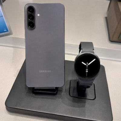 Samsung Combo: Galaxy A57 5G, 256GB, Cinza + Galaxy Watch8 BT 40mm