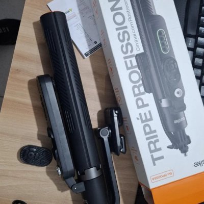 Tripé Basike 180cm com Rast Facial IA BT