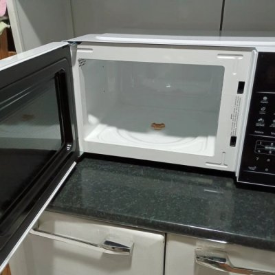 Micro-ondas Britânia BMO23 20L