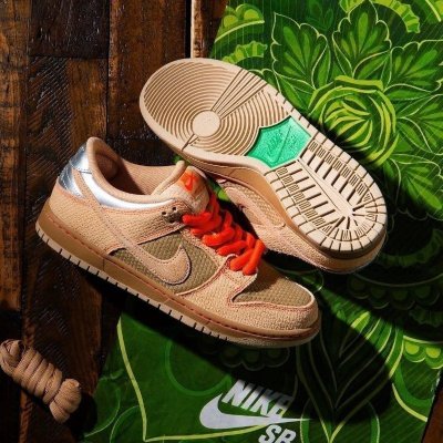 Tênis Nike SB Dunk Low 