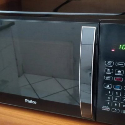 Micro-ondas Philco 28L Limpa Fácil 1100W