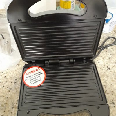 Sanduicheira Grill Mondial S-20