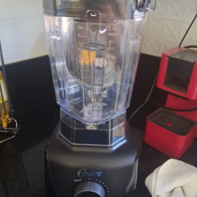 Liquidificador Oster OLIQ610 1400W 3,2L Preto
