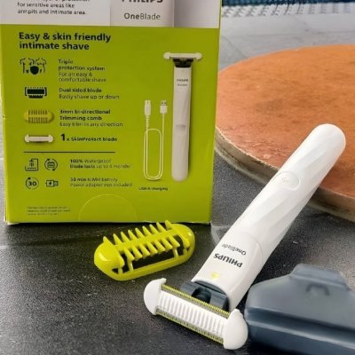 Aparador e Raspador Oneblade Intimate Philips