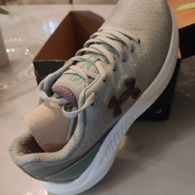 Tênis Corrida Under Armour Charged Wing 2