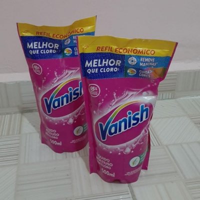 Tira Manchas Líquido Vanish Oxi Action Pink Refil 500ml para Roupas Coloridas