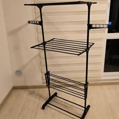 Varal Dobrável De Chão 3 Andares Com Rodinha Aba Lateral Retrátil Para Cabide